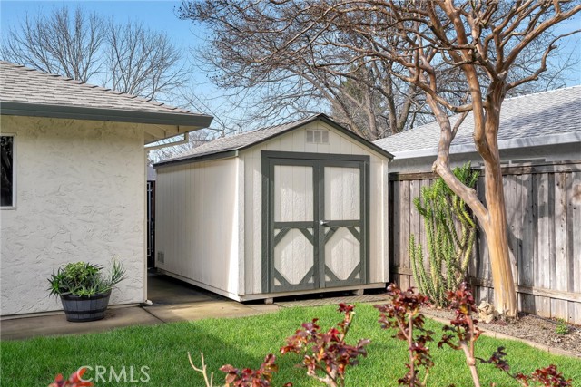 Image 20 of 21 For 156 Greenfield Drive