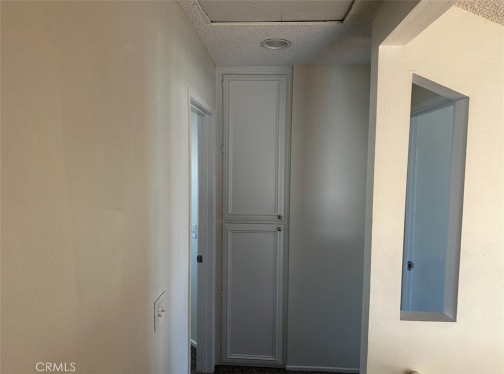 https://media.crmls.org/medias/a73703c6-aa41-4b4e-a788-1fc07c7a2f4a.jpg?preset=X-Large