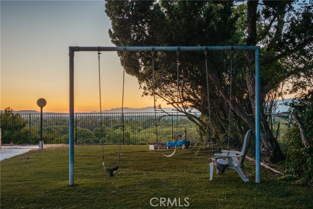 5266 Bluff Street, Norco CA: https://media.crmls.org/medias/a737640c-1de5-44c9-8282-d70e487e5326.jpg