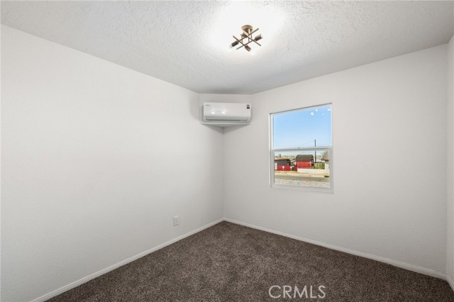 Detail Gallery Image 10 of 31 For 25535 Be Joal St, Barstow,  CA 92311 - 3 Beds | 1 Baths