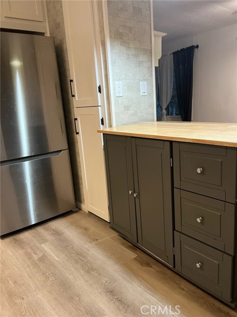 601 N Kirby Street, Hemet CA: https://media.crmls.org/medias/a7379317-0756-499a-bb58-ed85b9140ed7.jpg