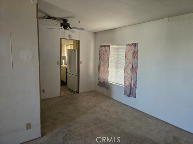 Detail Gallery Image 10 of 39 For 13393 Mariposa Rd #220,  Victorville,  CA 92395 - 2 Beds | 2 Baths