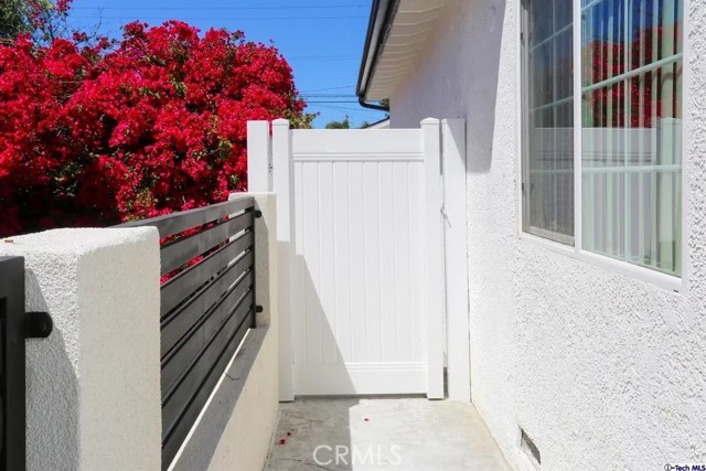 Detail Gallery Image 15 of 15 For 7521 Milwood Ave, Canoga Park,  CA 91303 - 1 Beds | 1 Baths