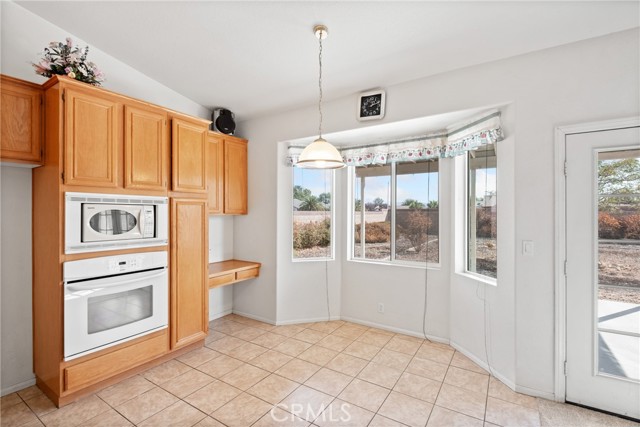 Detail Gallery Image 10 of 31 For 19111 Sahale Ln, Apple Valley,  CA 92307 - 3 Beds | 2 Baths