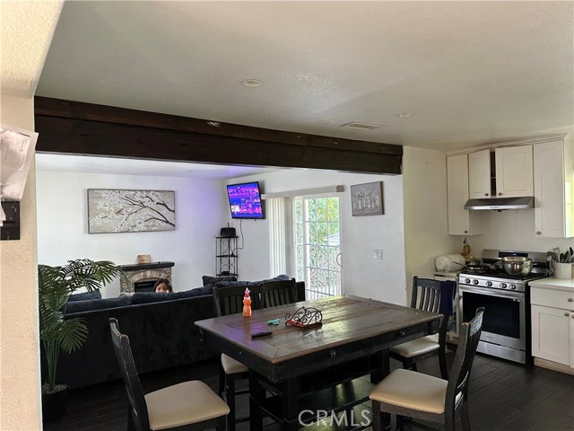 Detail Gallery Image 5 of 22 For 405 S 3rd, La Puente,  CA 91746 - – Beds | – Baths