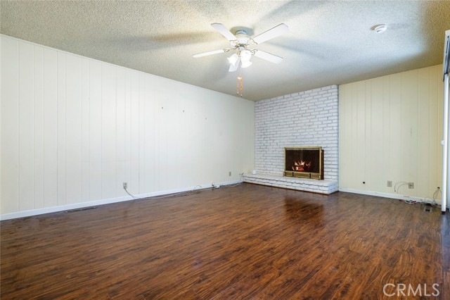 Detail Gallery Image 7 of 41 For 6647 N Anna St, Fresno,  CA 93710 - 3 Beds | 2 Baths