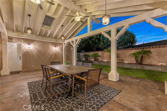 7390 Blackhawk Circle, Buena Park CA: https://media.crmls.org/medias/a73a0869-d406-49f1-82f5-a53cda12c74f.jpg