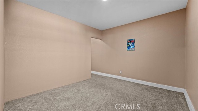 878 E Holly Street, Rialto CA: https://media.crmls.org/medias/a73a523a-5f96-435f-a9fd-3befdb7c19e2.jpg