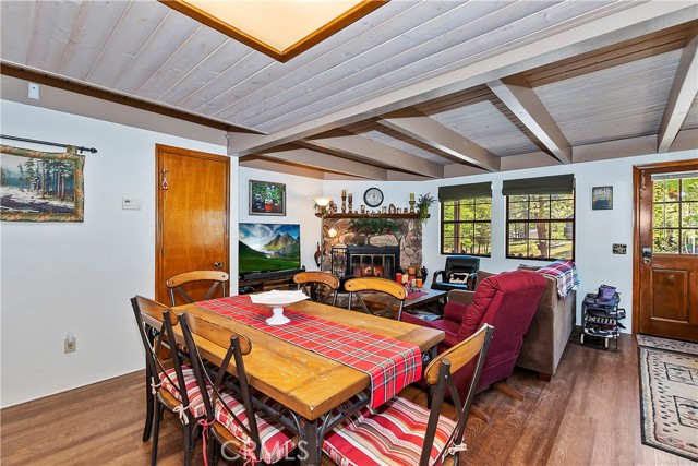Detail Gallery Image 10 of 26 For 670 Knight Ave, Big Bear Lake,  CA 92315 - 2 Beds | 2 Baths