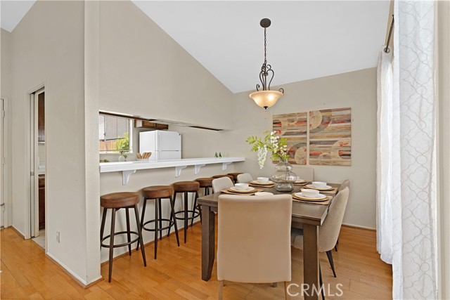 1030 Royal Oaks Drive, Monrovia CA: https://media.crmls.org/medias/a73c28c3-a0e7-46de-ad94-cf4b9ab99a75.jpg