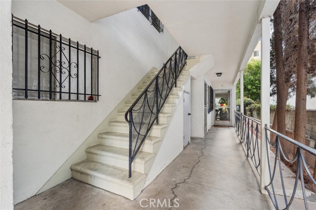 Detail Gallery Image 33 of 58 For 1406 N Vista St, Los Angeles,  CA 90046 - – Beds | – Baths