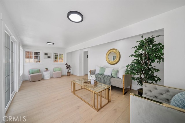 Detail Gallery Image 20 of 26 For 2035 Las Colinas Ave, Los Angeles,  CA 90041 - 4 Beds | 2 Baths