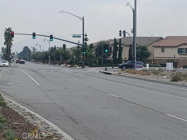 Detail Gallery Image 3 of 11 For 0 Sierra Ave, Fontana,  CA 92335 - – Beds | – Baths