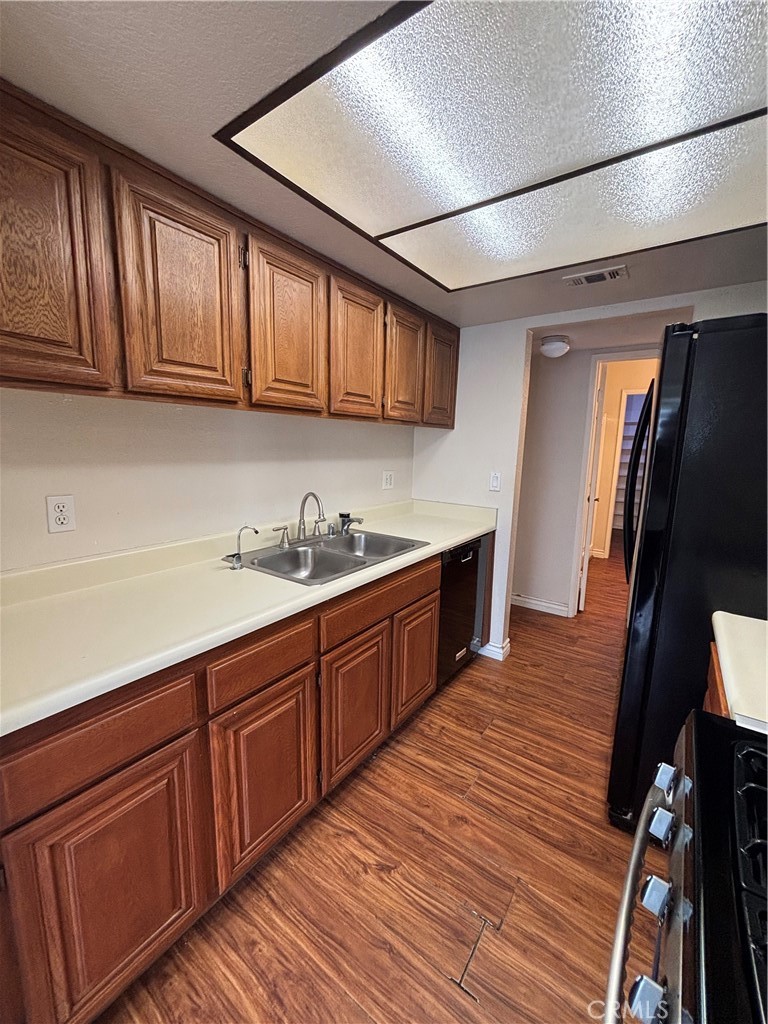 MLS #IV25182060 image #17