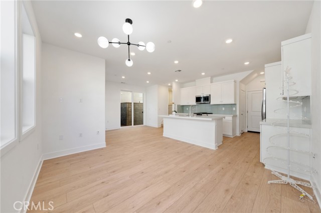 Detail Gallery Image 5 of 41 For 322 Proctor, Irvine,  CA 92618 - 4 Beds | 3/1 Baths