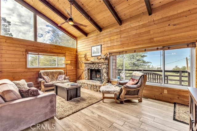 Detail Gallery Image 19 of 60 For 24560 Bluff Rd, Idyllwild,  CA 92549 - 2 Beds | 2 Baths