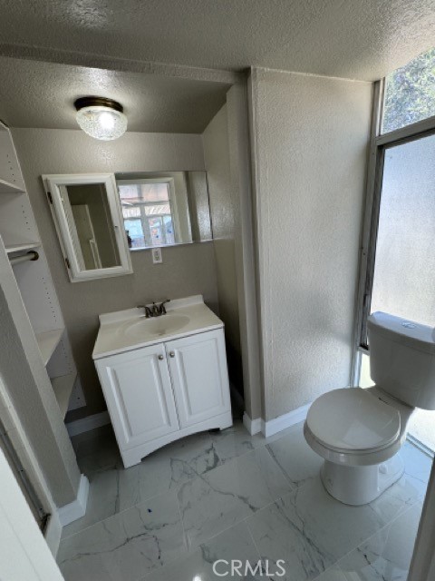 4652 Rosemead Boulevard, Pico Rivera, California 90660, 2 Bedrooms Bedrooms, ,1 BathroomBathrooms,Single Family Residence,For Sale,Rosemead,PW24139796