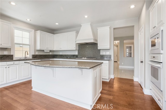 Detail Gallery Image 7 of 18 For 15 via Abajar, San Clemente,  CA 92673 - 5 Beds | 3/1 Baths