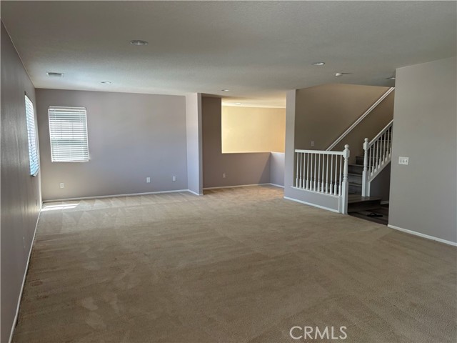 13847 Blue Ribbon Lane, Eastvale CA: https://media.crmls.org/medias/a742c781-8d6c-4e5d-9b56-5dfda6189602.jpg