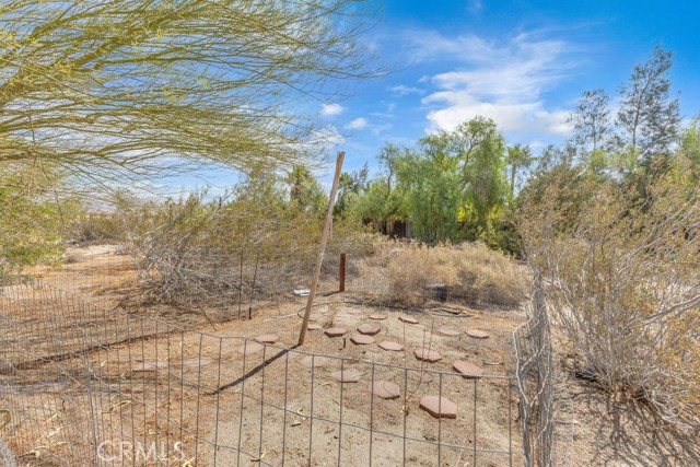 20980 Artesia Road, Desert Hot Springs CA: https://media.crmls.org/medias/a742df66-dfe0-4482-ae23-ccbbac2dafad.jpg