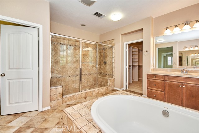 Detail Gallery Image 27 of 37 For 15140 Willow Wood Ln, Fontana,  CA 92336 - 5 Beds | 4/1 Baths