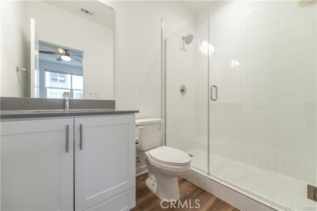 2276 Synergy, Irvine CA: https://media.crmls.org/medias/a7438d20-7d4c-4086-88c3-527f98080378.jpg