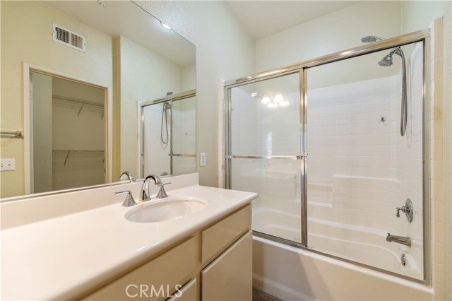 Detail Gallery Image 16 of 26 For 31 Bradford, Irvine,  CA 92602 - 3 Beds | 3 Baths