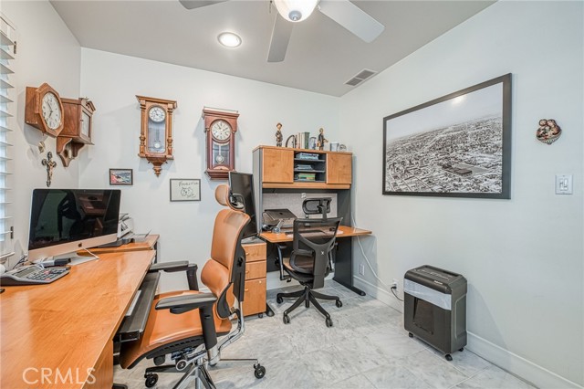 6695 N Van Ness Boulevard, Fresno CA: https://media.crmls.org/medias/a743e188-7129-4a27-8400-42c062032327.jpg