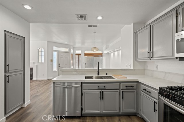 Detail Gallery Image 30 of 60 For 25947 Stafford Canyon Road #G,  Stevenson Ranch,  CA 91381 - 2 Beds | 2 Baths