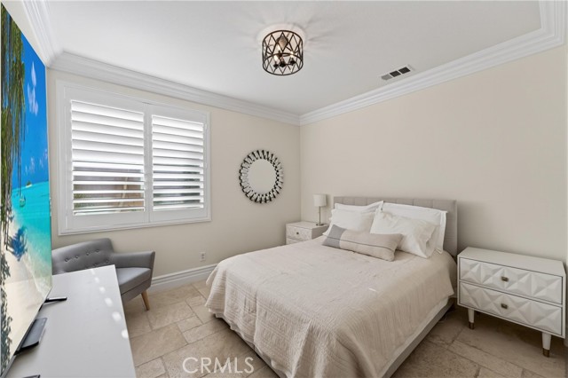 Detail Gallery Image 23 of 44 For 2634 Old Windmill Ct, Riverside,  CA 92503 - 5 Beds | 4/1 Baths