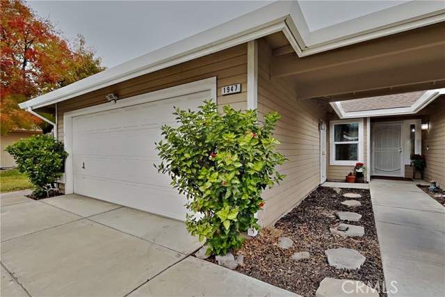 Detail Gallery Image 2 of 75 For 1947 Shadow Park Dr., Turlock,  CA 95380 - 3 Beds | 2 Baths