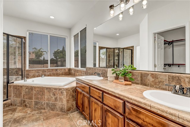 Detail Gallery Image 35 of 54 For 300 S Lombardi St, Porterville,  CA 93257 - 4 Beds | 2 Baths