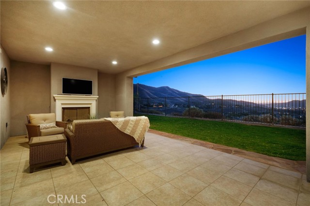 Detail Gallery Image 56 of 60 For 16735 Carrara Ct, Riverside,  CA 92503 - 5 Beds | 5/2 Baths