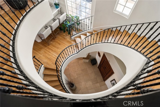 6915 E Seaside, Long Beach CA: https://media.crmls.org/medias/a7470dc8-88fb-40dd-b198-0ff996fd6e7b.jpg