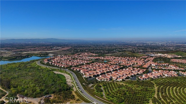 149 Somera, Irvine CA: https://media.crmls.org/medias/a74806c3-f189-49e4-bff0-88453a974bfd.jpg