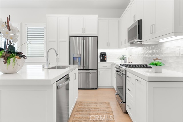 Detail Gallery Image 3 of 75 For 806 Sunrise Rd, Rancho Mission Viejo,  CA 92694 - 2 Beds | 2 Baths