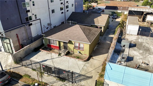 Detail Gallery Image 7 of 44 For 10807 Compton Ave, Los Angeles,  CA 90059 - 5 Beds | 3 Baths