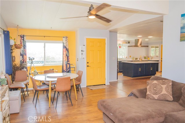 35032 George Smith Road, Squaw Valley CA: https://media.crmls.org/medias/a74952ca-d704-48ba-b55c-4c250751ad7e.jpg