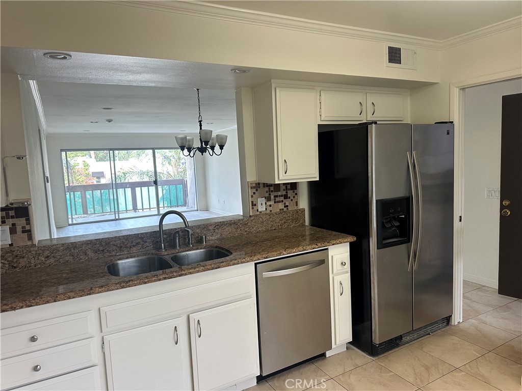 MLS #AR25260482 image #8