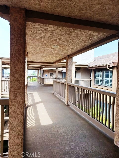 Detail Gallery Image 2 of 11 For 935 Main St #303,  El Segundo,  CA 90245 - 2 Beds | 2 Baths