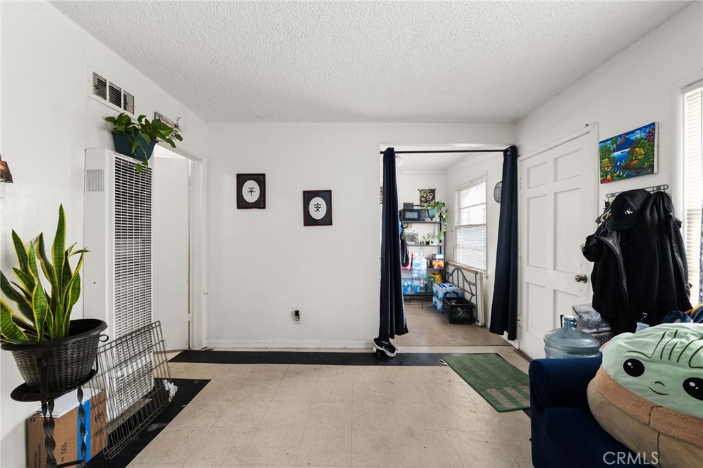 MLS #CV25265792 image #9