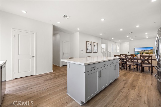 Detail Gallery Image 14 of 45 For 2681 E Towhee Street, Ontario,  CA 91761 - 5 Beds | 3 Baths