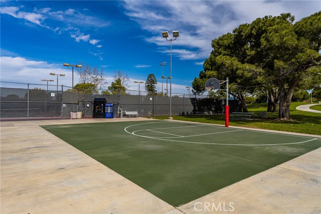 Detail Gallery Image 50 of 59 For 18 Rockrose Way, Irvine,  CA 92612 - 4 Beds | 2/1 Baths