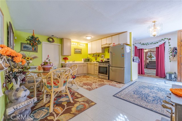 Detail Gallery Image 11 of 60 For 10038 Holtzel, Coulterville,  CA 95311 - 4 Beds | 3 Baths