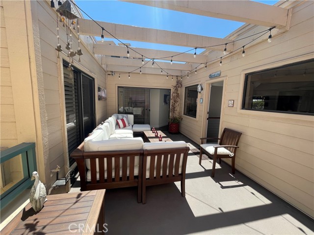 150 The Village, Redondo Beach, California 90277, 2 Bedrooms Bedrooms, ,2 BathroomsBathrooms,Residential,Sold,The Village,SB21188221