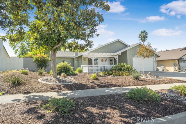 Detail Gallery Image 2 of 47 For 1530 Clock Ave, Redlands,  CA 92374 - 4 Beds | 2 Baths