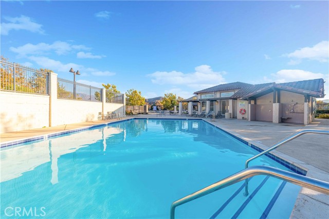 Detail Gallery Image 24 of 29 For 203 via Antonio, Newbury Park,  CA 91320 - 3 Beds | 2/1 Baths