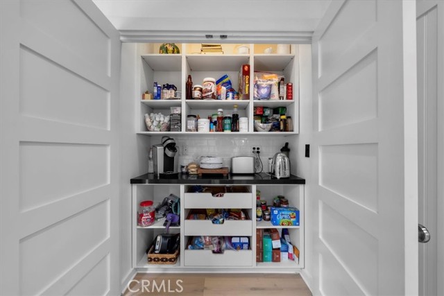 1012 10th Street, Manhattan Beach CA: https://media.crmls.org/medias/a74ce9cc-2298-4293-99cc-4cc4104f9f5a.jpg