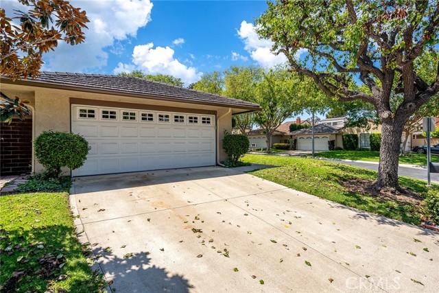 Detail Gallery Image 6 of 36 For 5252 Thorn Tree Ln, Irvine,  CA 92612 - 3 Beds | 2 Baths