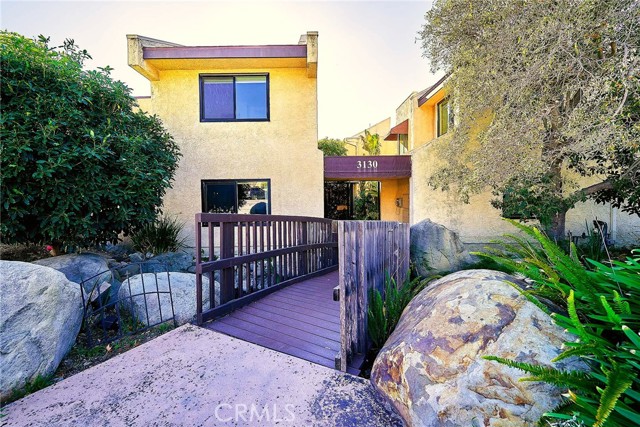 Front Image Thumbnail for CRGD25264562